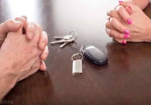 成都侦探事务所：离婚时财产怎么划分出来